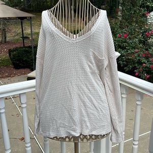 Cream AEO Light Sweater